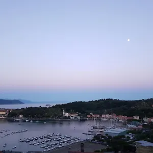 la-stanzetta-dei-rosa.hotelitalianriviera.com/