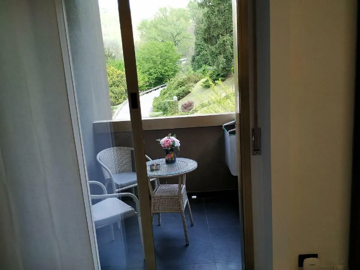 Appartamento Oasi Felice Como Apartment